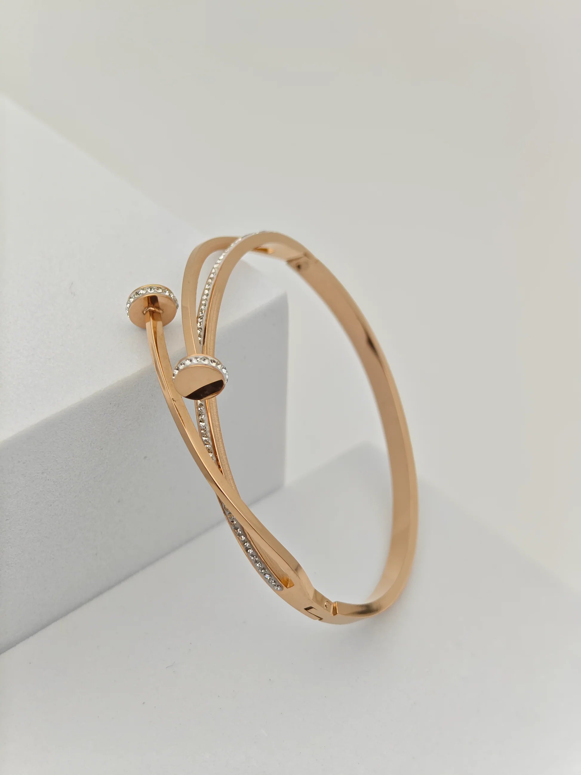 Duel Cap Bracelet