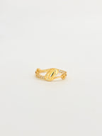 Elegant Leaf Band Ring