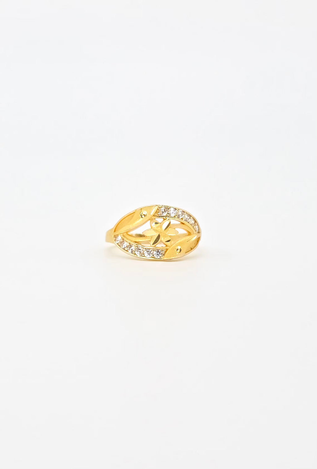 Floral Glimmer Band Ring