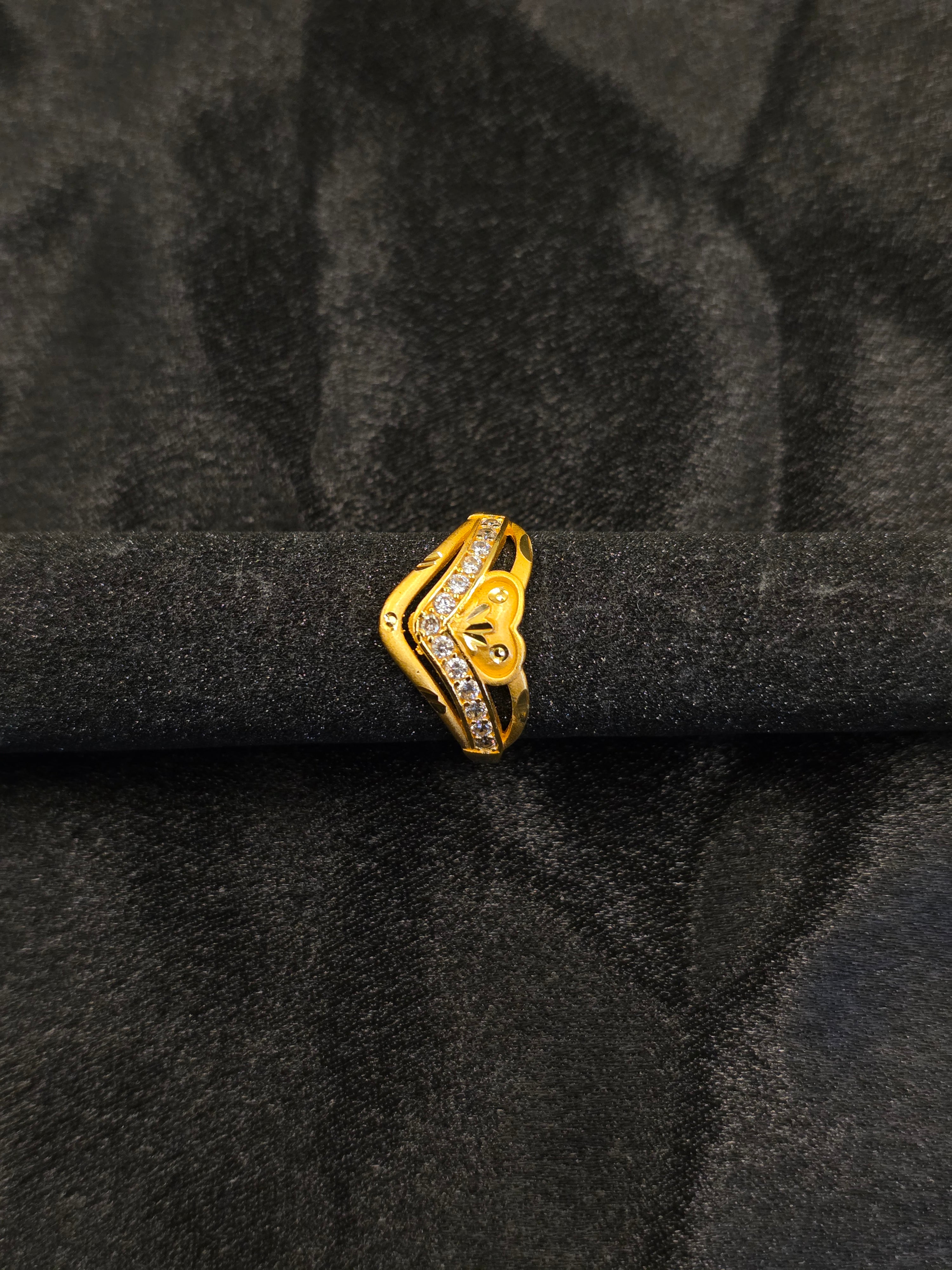 Hearts & Sparkle Crown Ring