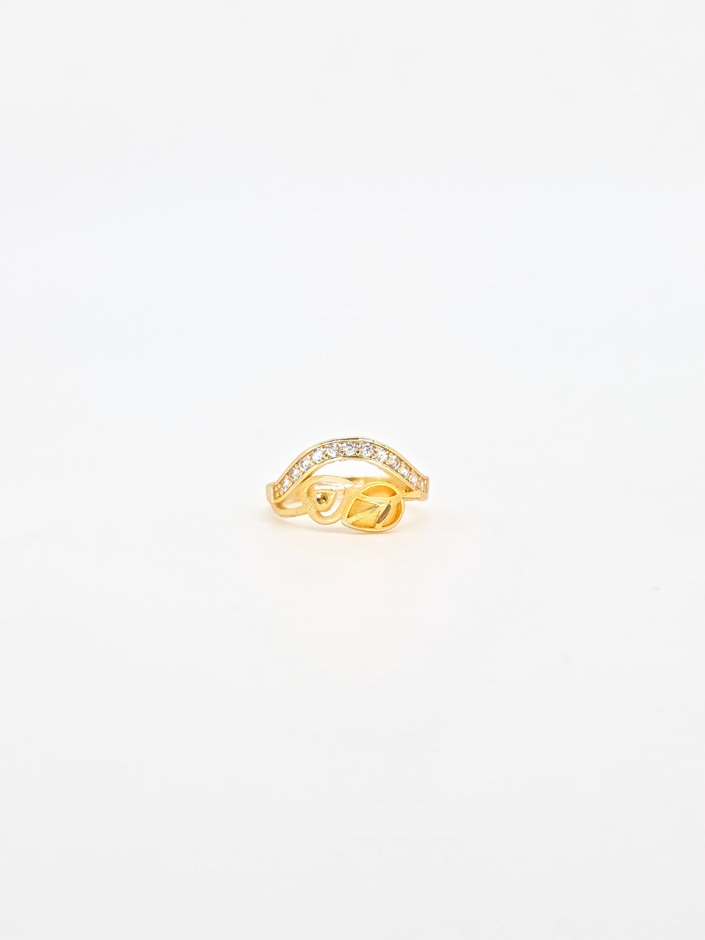 Leaf Harmony Zircon Ring