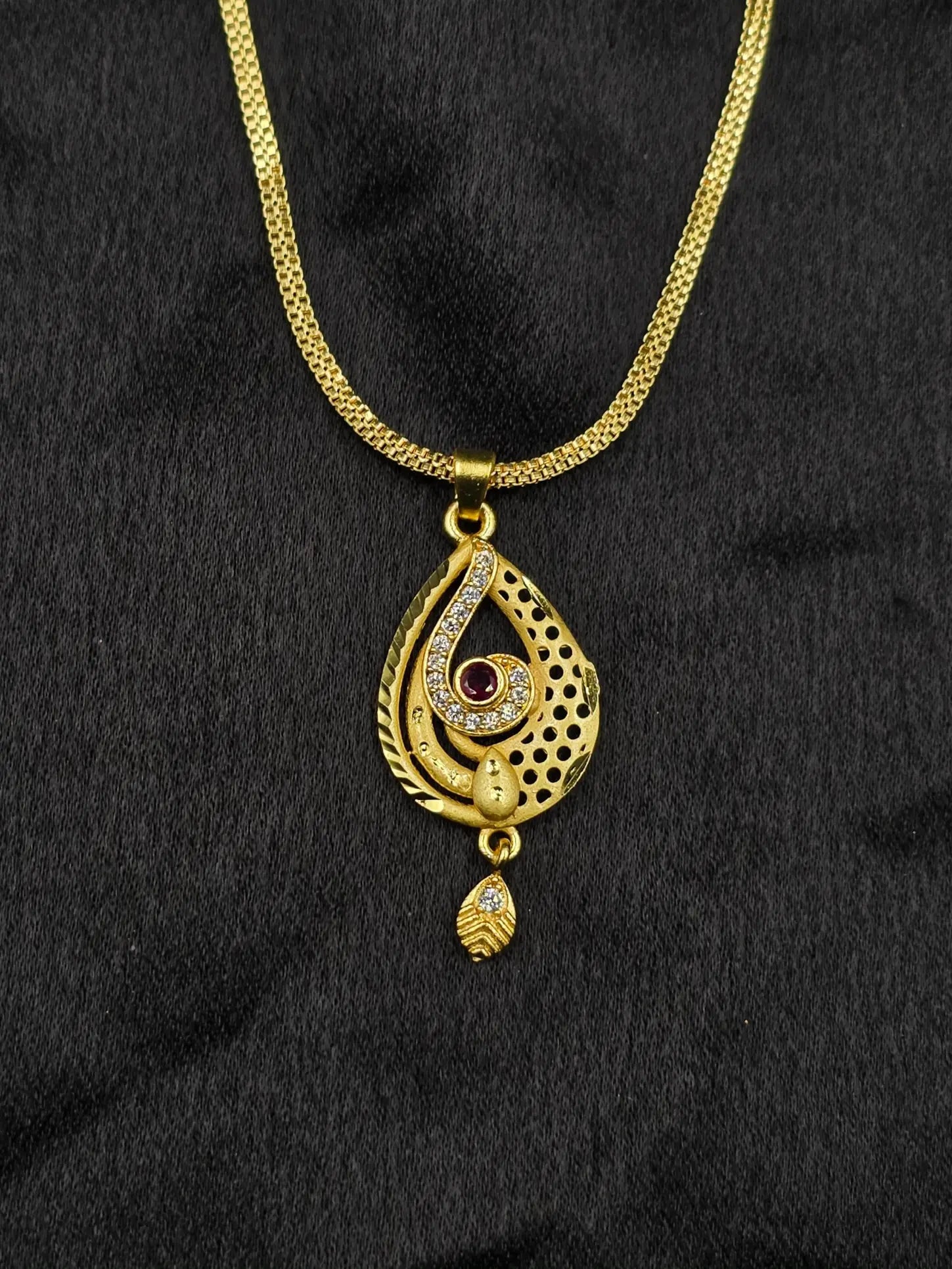 Vintage 1 Gram Gold Plated Pendant Set | Visto Jewellery