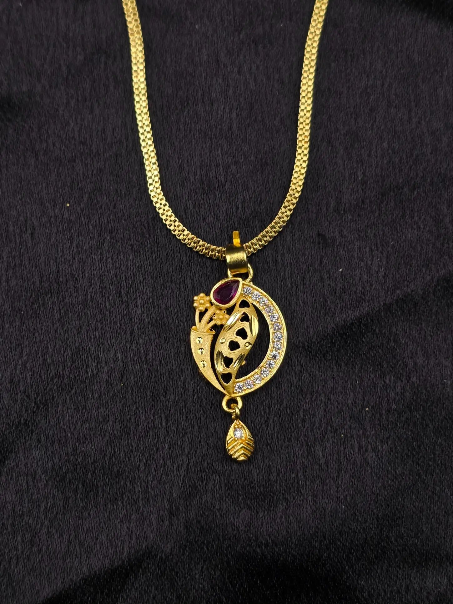 Betel Leaf 1 Gram Gold Plated Pendant Set | Visto Jewellery