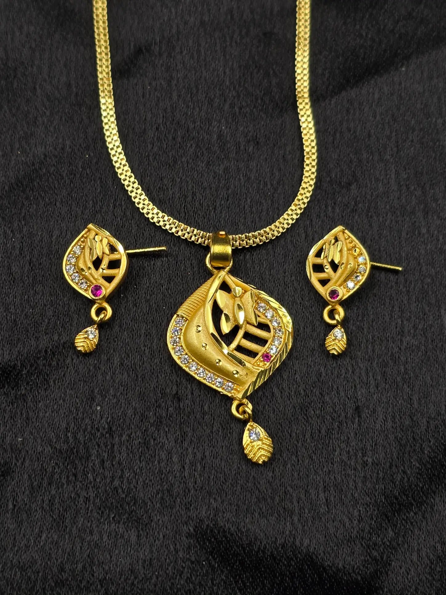 Butterfly 1 Gram Gold Plated Pendant Set | Visto Jewellery