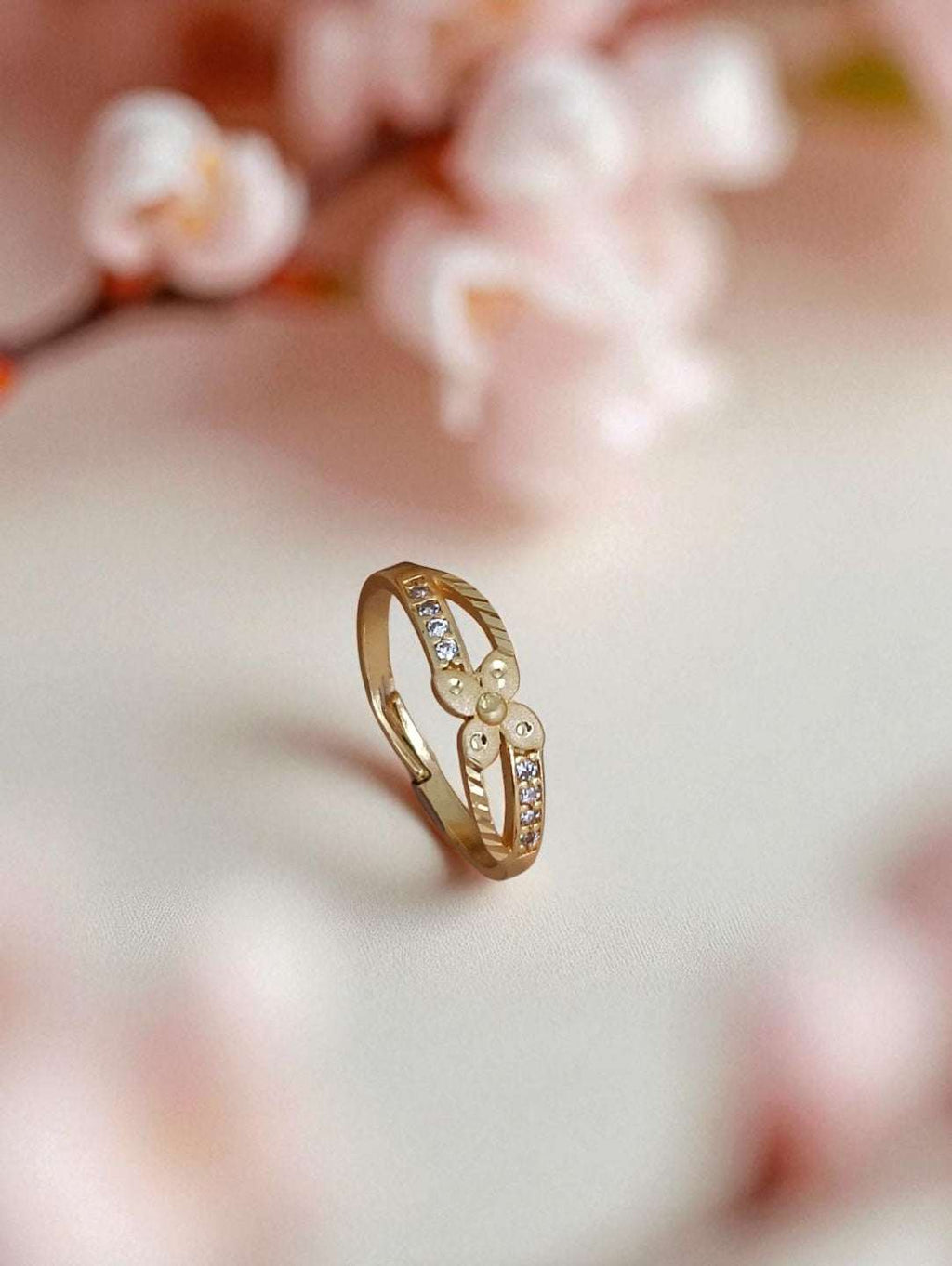 Floral Shine Ring