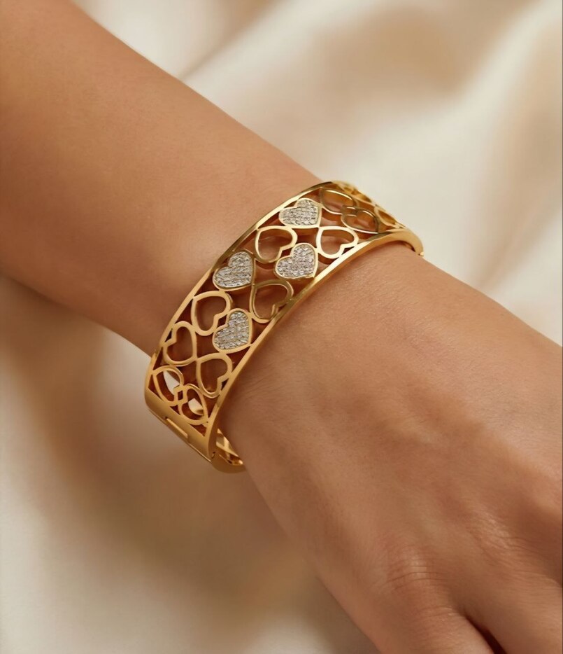 Golden Heart Bangle